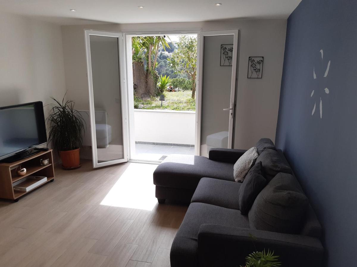 Appartement 3 Pieces Dans Villa Individuelle Falicon Ngoại thất bức ảnh